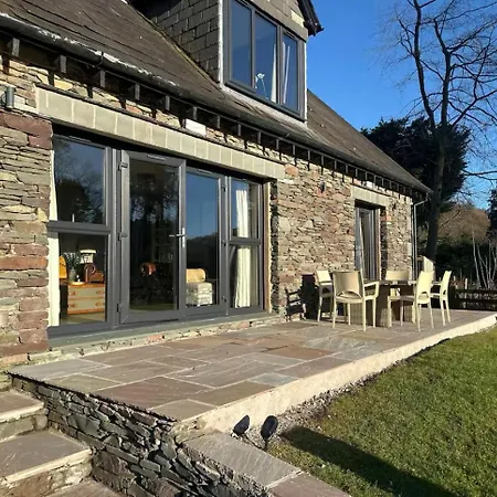 Bridge House & Silver Howe View 3*