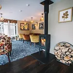 Bridge House & Silver Howe View 3*