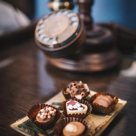 Bridge House & Silver Howe View Hotel