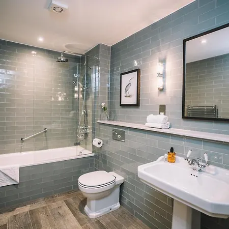 Bridge House & Silver Howe View