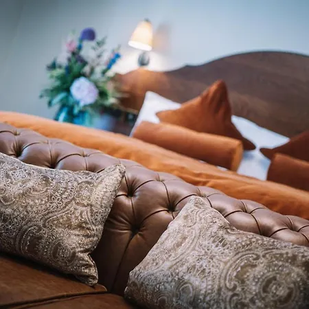 Bridge House & Silver Howe View Hotel 3*