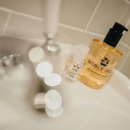 Bridge House & Silver Howe View Hotel 3*